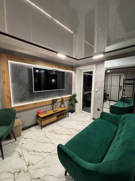 Здається подобово стильна смарт-квартира з інвертором. ЦЕНТР