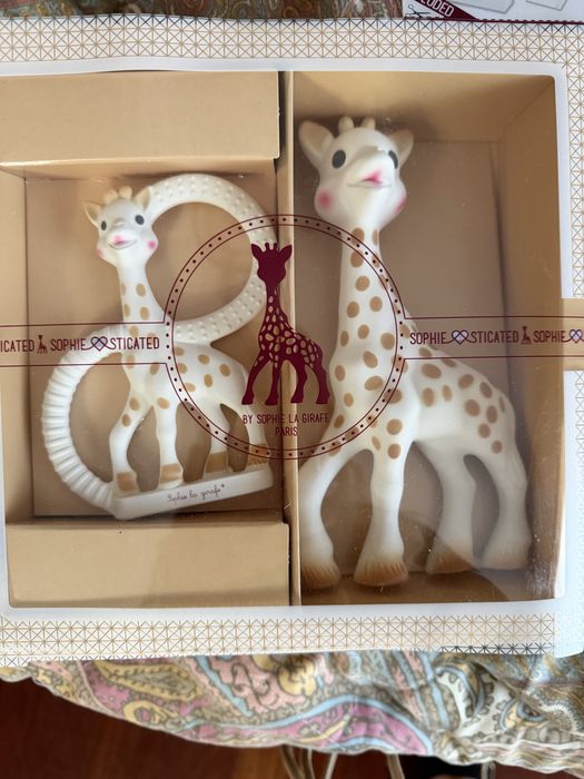 Vendo conjunto da girafa Sophie e mordedor Sophie