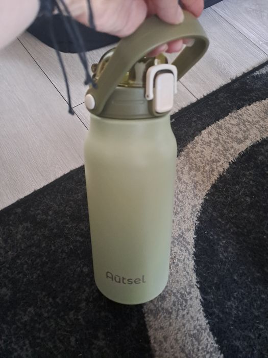Butelka na wodę ,