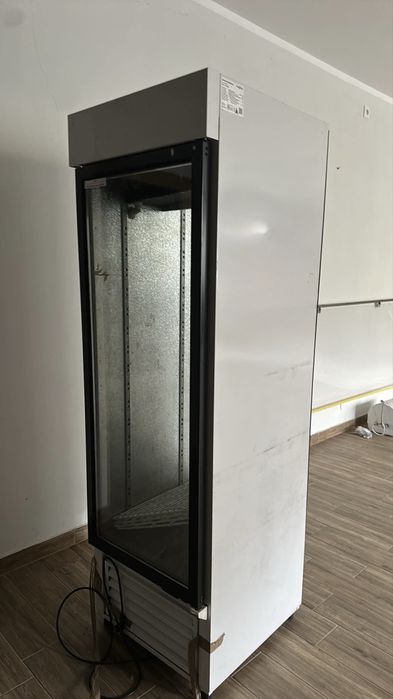 Szafa chłodnicza przeszklona RAPA
