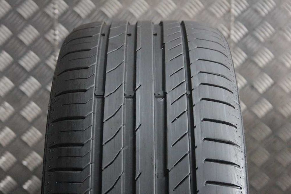 225/45/18 Continental ContiSportContact 5 SSR 225/45 R18 95Y XL MOE