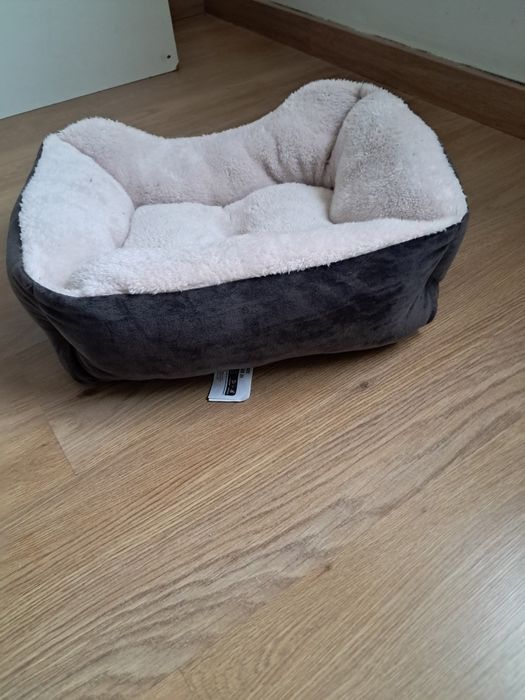 Cama nova para gato de pequeno porte