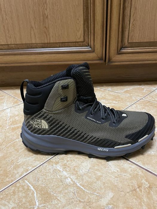 Черевики кросівки The North Face Waterproof (від 42- до 45р.)