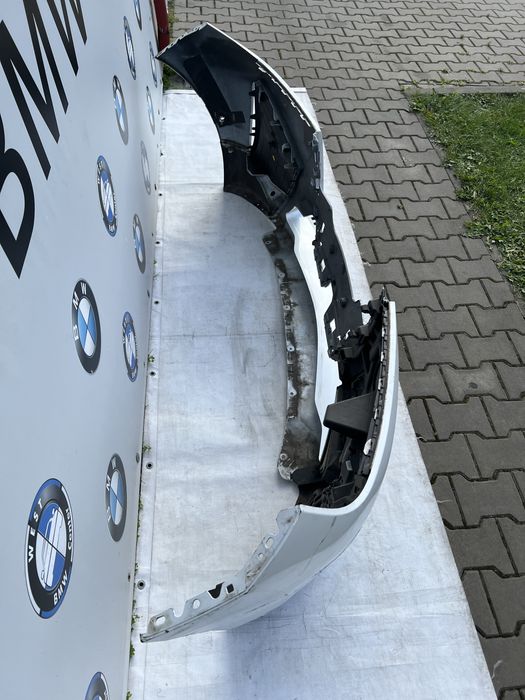 Бампер передній М пакет bmw ix l20