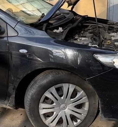 Крило Toyota Corolla E150