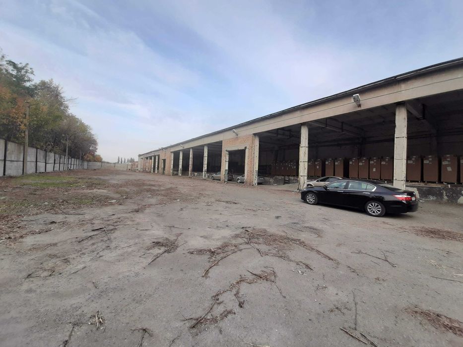 Продаж виробничо-складського комплексу 13 670 кв.м, пр-т Хмельницького