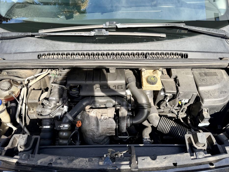 Peugeot 5008 — fotografia 7