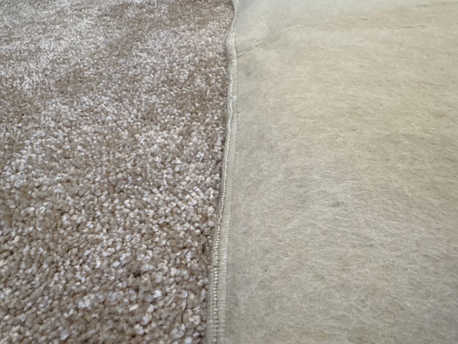 Ковролін середній ворс бежевий 297х338 з оверлоком