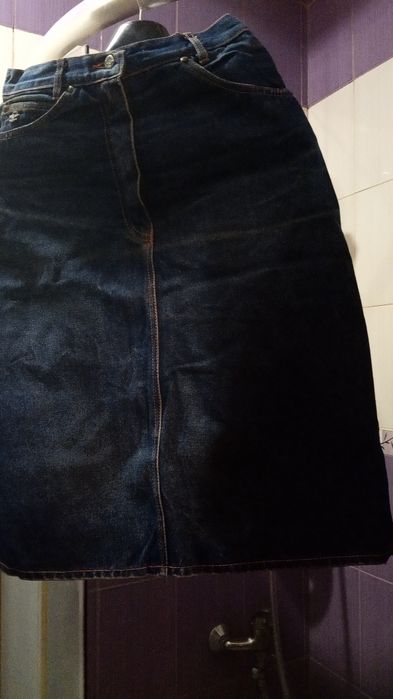Джинсовая юбка 46 - 48 размера.