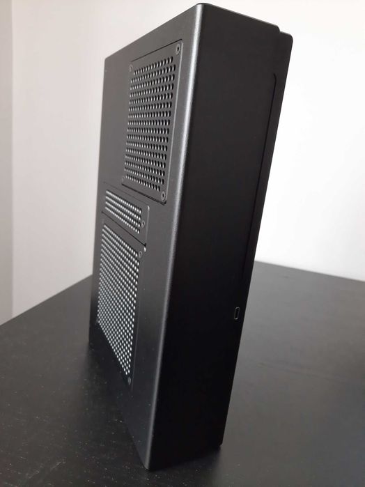 Case mini-itx Xtia Xproto Slim (NOVO)