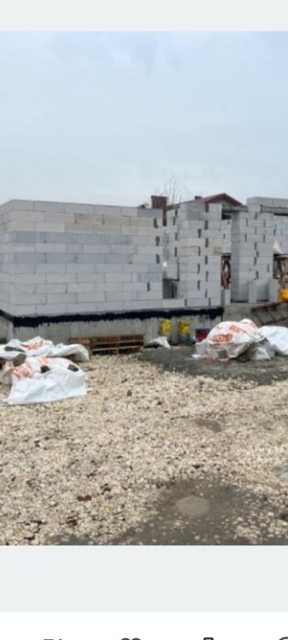 Кадка цегли піногазоблоків  фундамент