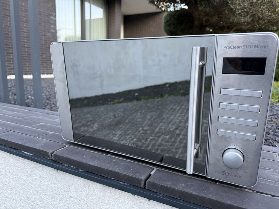 Microondas com grill 700/800W