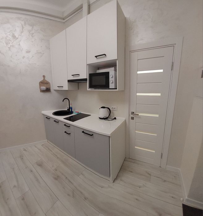 Погодино подобово центр , близько Оперний і Форум