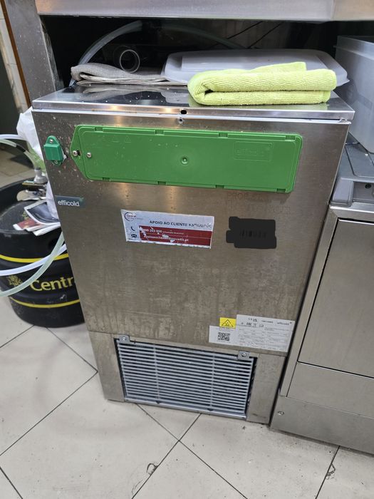 Máquina de lavar loiça restaurante