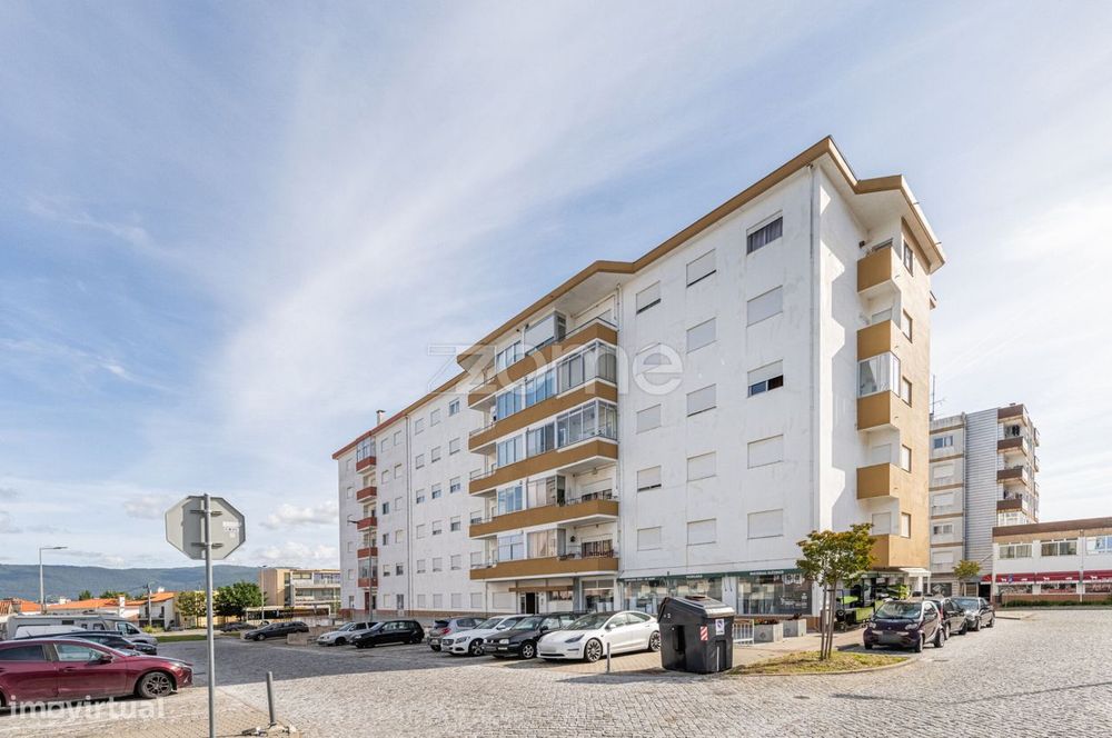 Apartamento T3 em Darque Viana do Castelo