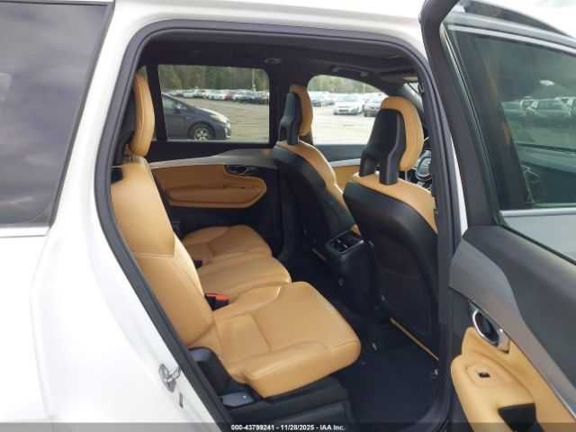 VOLVO XC90 T6 Momentum 2017