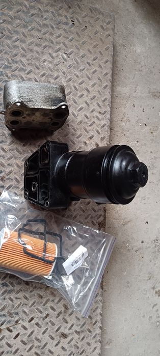 Оригинал Масло охладитель Ауди Audi корпус масляного фильтра