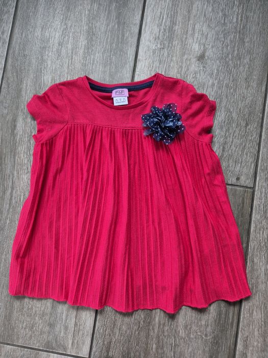 Bluzeczka elegancka czerwona z kwiatkiem 92-98