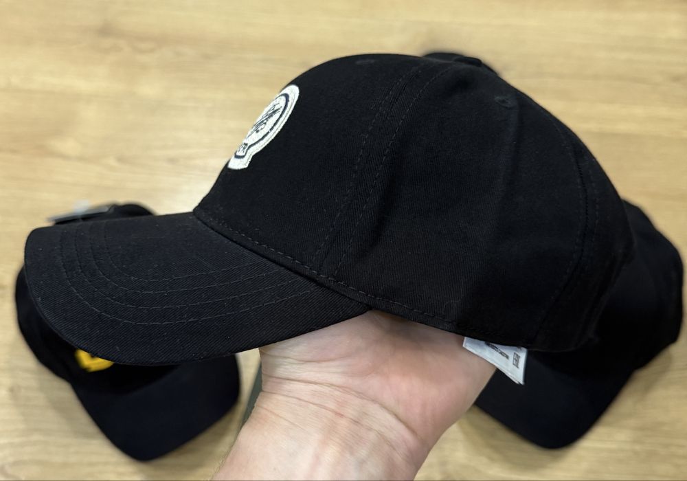 Кепка Розпродаж dsq2 armani ea7