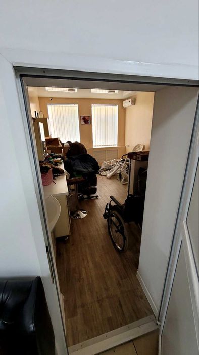 Продам  здание поликлиники  ул. Архитектора Алёшина