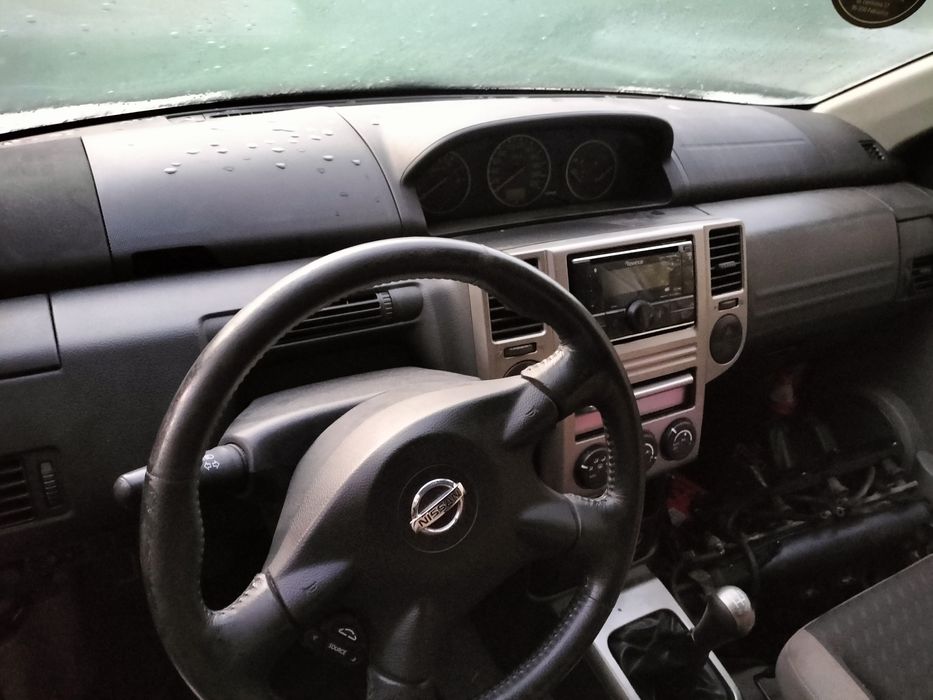 Nissan X-Trail  2.0