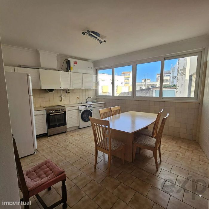 Apartamento T2 no Centro da Cidade — Portimão, Faro