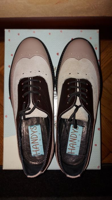 Туфлі, брогі, лофери