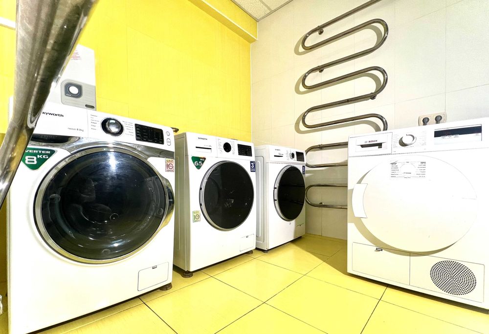 Место в комнате у метро Киев/ Дешевое жилье посуточно