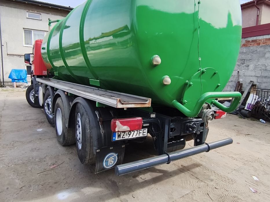 Scania P420 asenizacyjna 8x2 Tridem specjalna 24m3