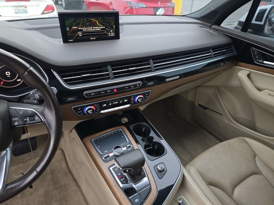 Audi q7 prestige АВТО З США