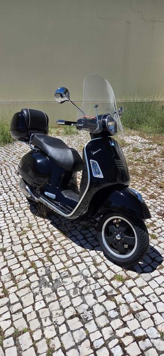 VESPA GTS 300 SUPER COM EXTRAS
