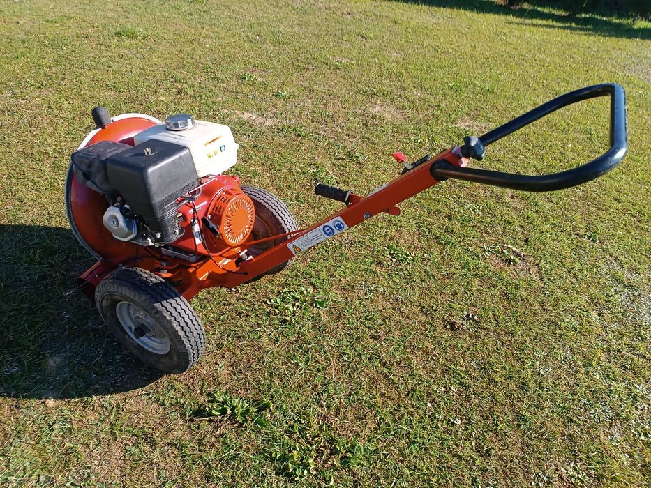Dmuchawa spalinowa do liści trawy drogowa odkurzacz honda 13km