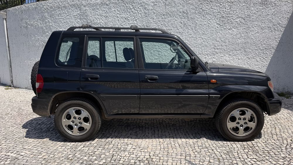 Pajero Pinin (H60W)