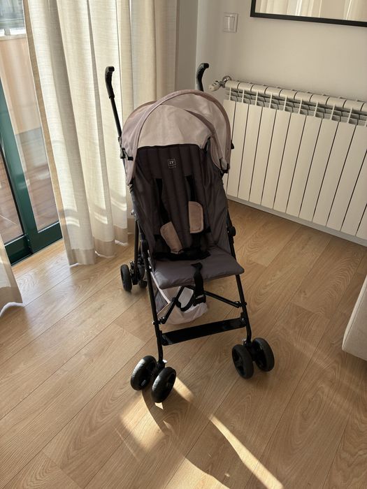 Carrinho de Passeio Bengala ZY Safe (Como Novo / Muito Compacto)