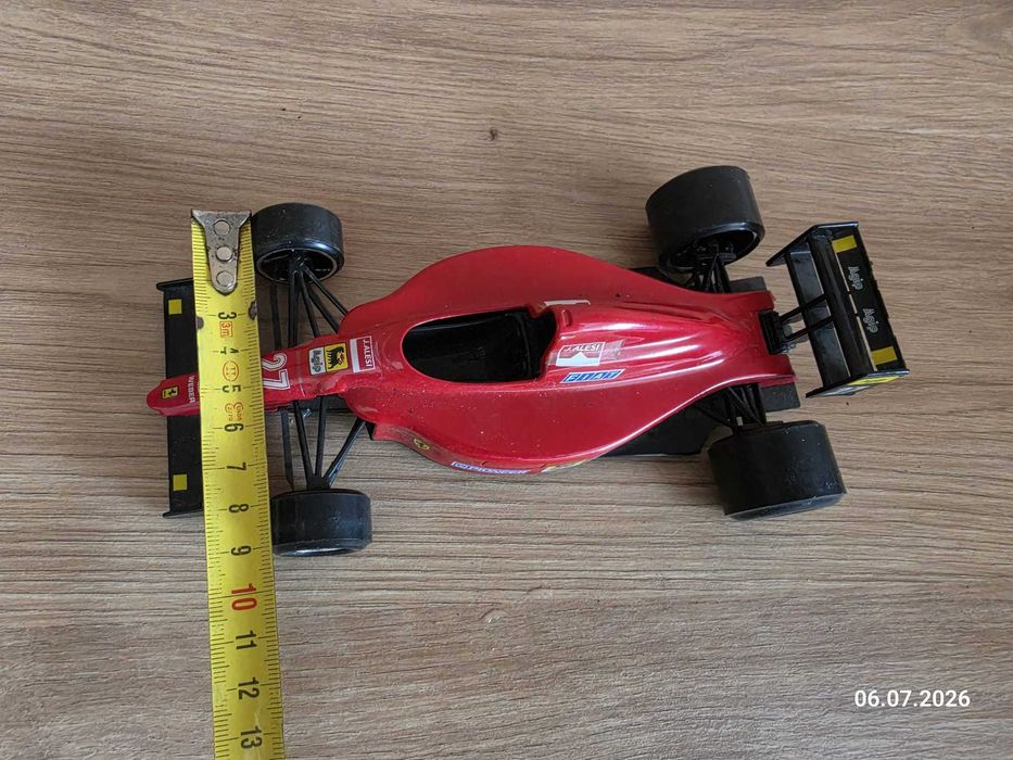 Bburago 1/24 - F1 Ferrari 641/2 model bolidu