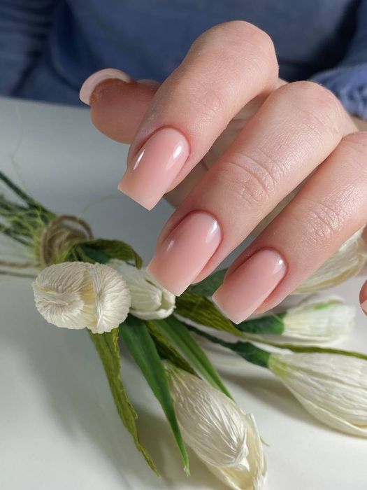 Манікюр та педикюр