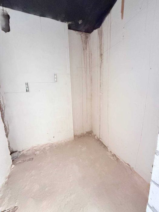 Величезна квартира в крутому комплексі з наповненням