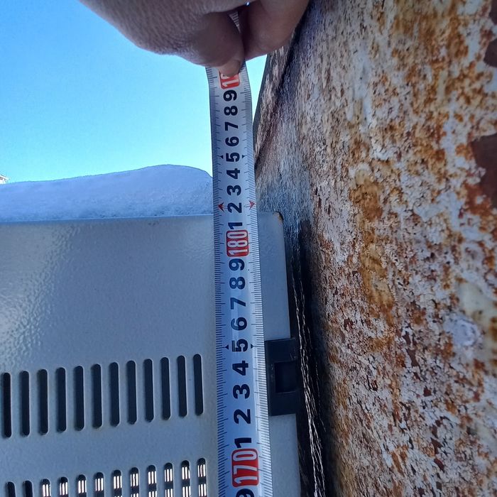 Шкаф металевий.Ідеальний стан