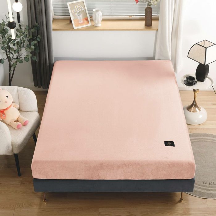 Велюрове простирадло на резинці