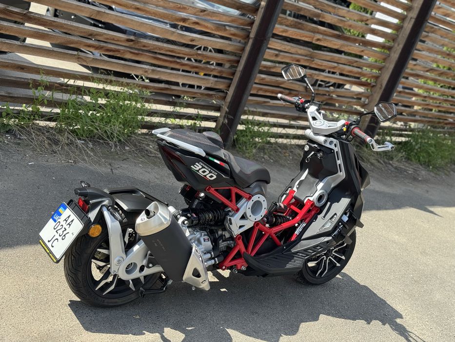 ITALJET Dragster 300 Агресивний Скутер