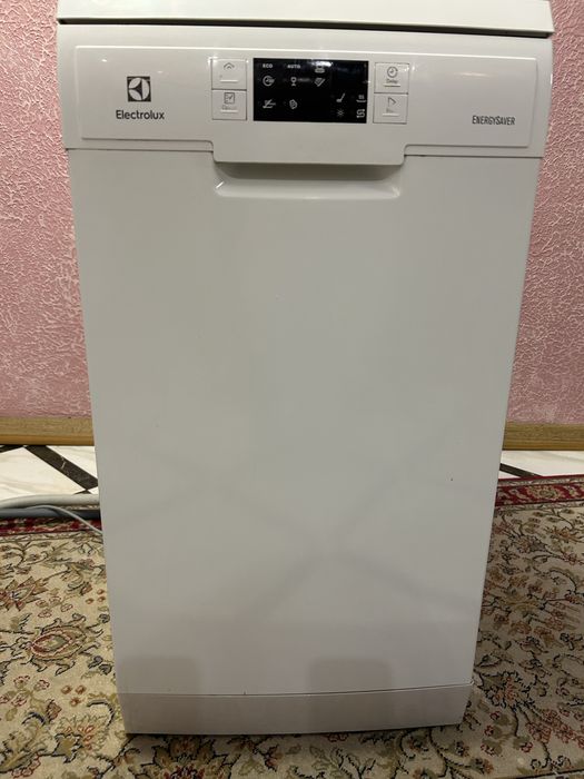 Продається посудомийна машина електролюкс