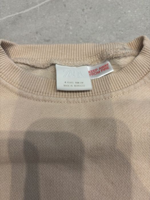 Кофта Zara 104 розміру