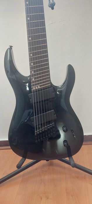 Guitarra 8 cordas