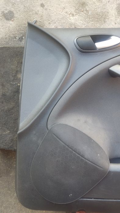 Boczek drzwi przód przedni prawy Seat Altea XL