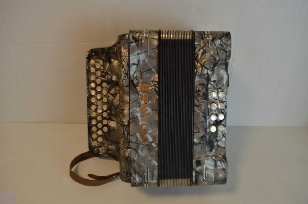 Concertina Hohner Clube ||  VictoriaTonalidade. Do  N 298