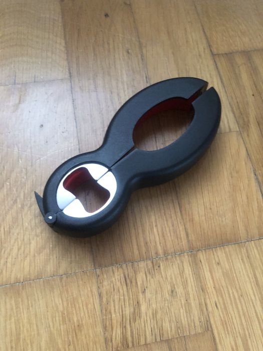 Otwieracz uniwersalny