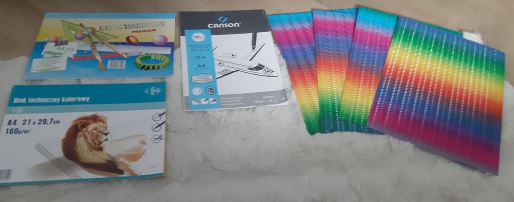 Zestaw:blok tech. biały 2rodzaje ,techniczny kolorowy, tektura falista