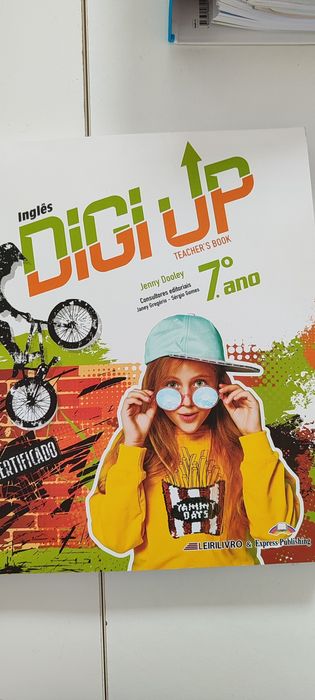 Teacher's book + Teacher's Workbook Digi up 7