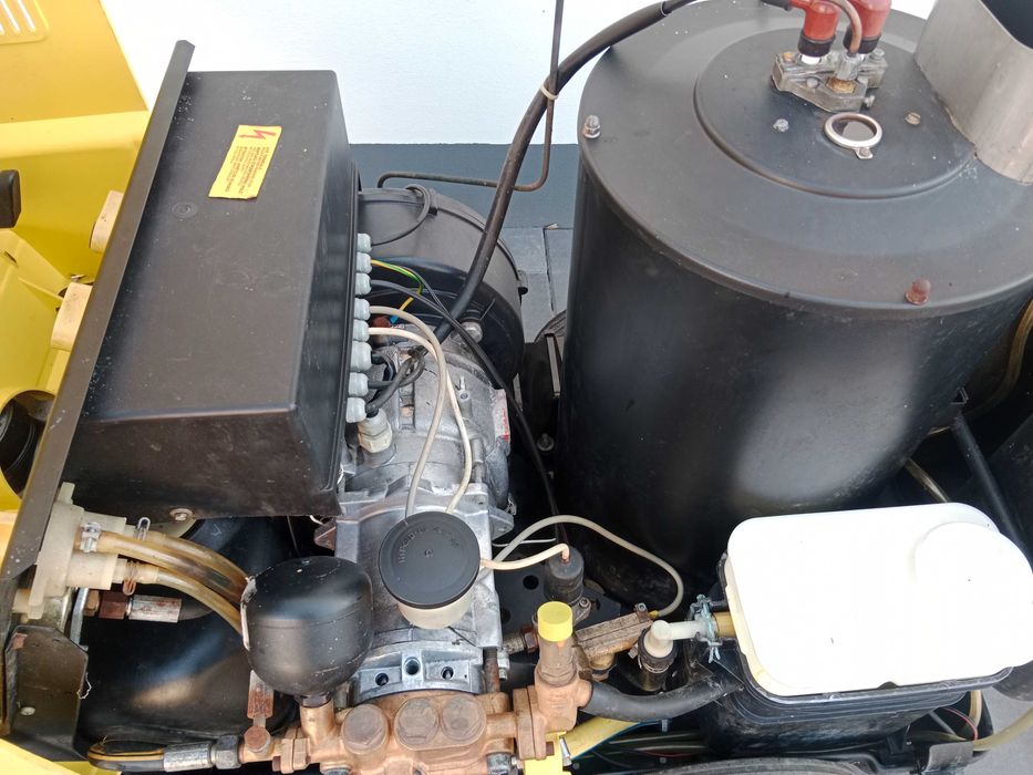 Myjka ciśnieniowa Karcher HDS 1210