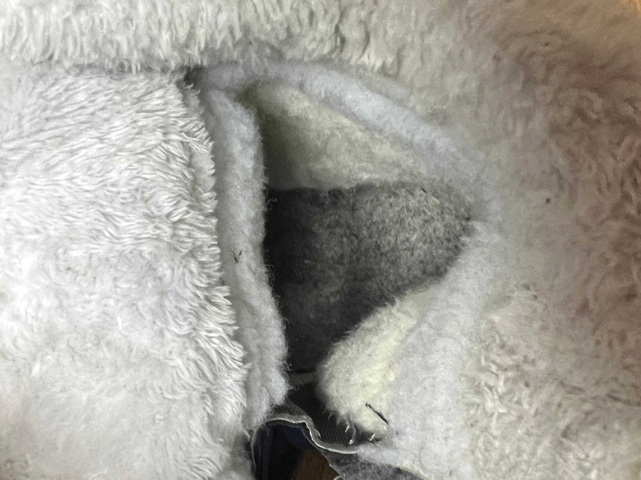 Зимові термо черевики Lowa 36 розміру в стані нових